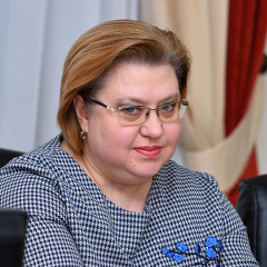 Елесина Елена Васильевна